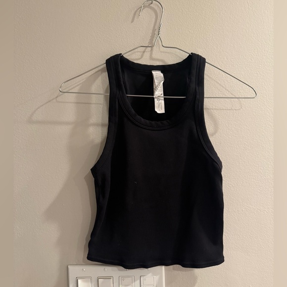 Alo Goddess Ribbed Go-To Tank - Picture 5 of 7